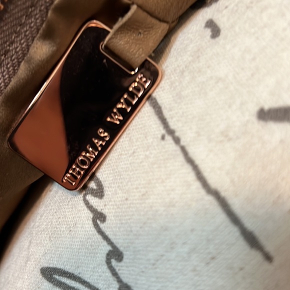 Beautiful camel dress leather like new use ones - Picture 4 of 5